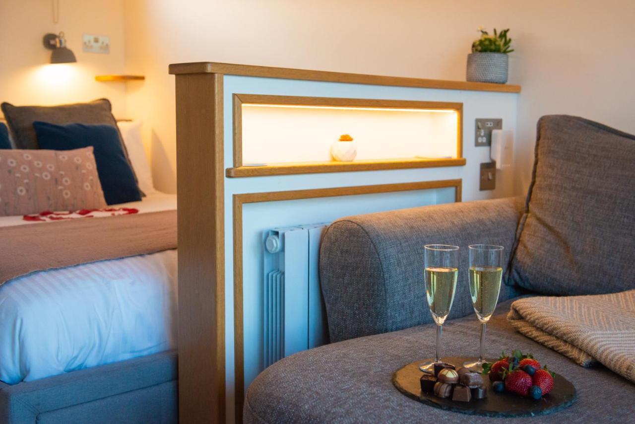 Bonnie Barns - Adults Only Luxury Lodges With Hot Tubs Luss Eksteriør bilde