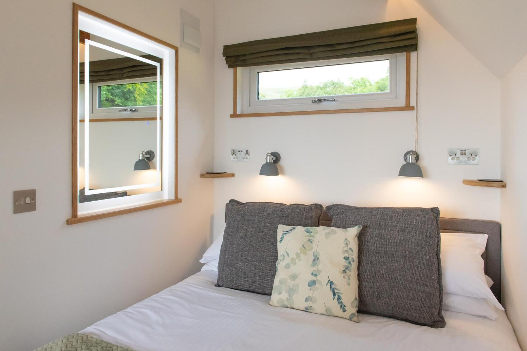 Bonnie Barns - Adults Only Luxury Lodges With Hot Tubs Luss Eksteriør bilde