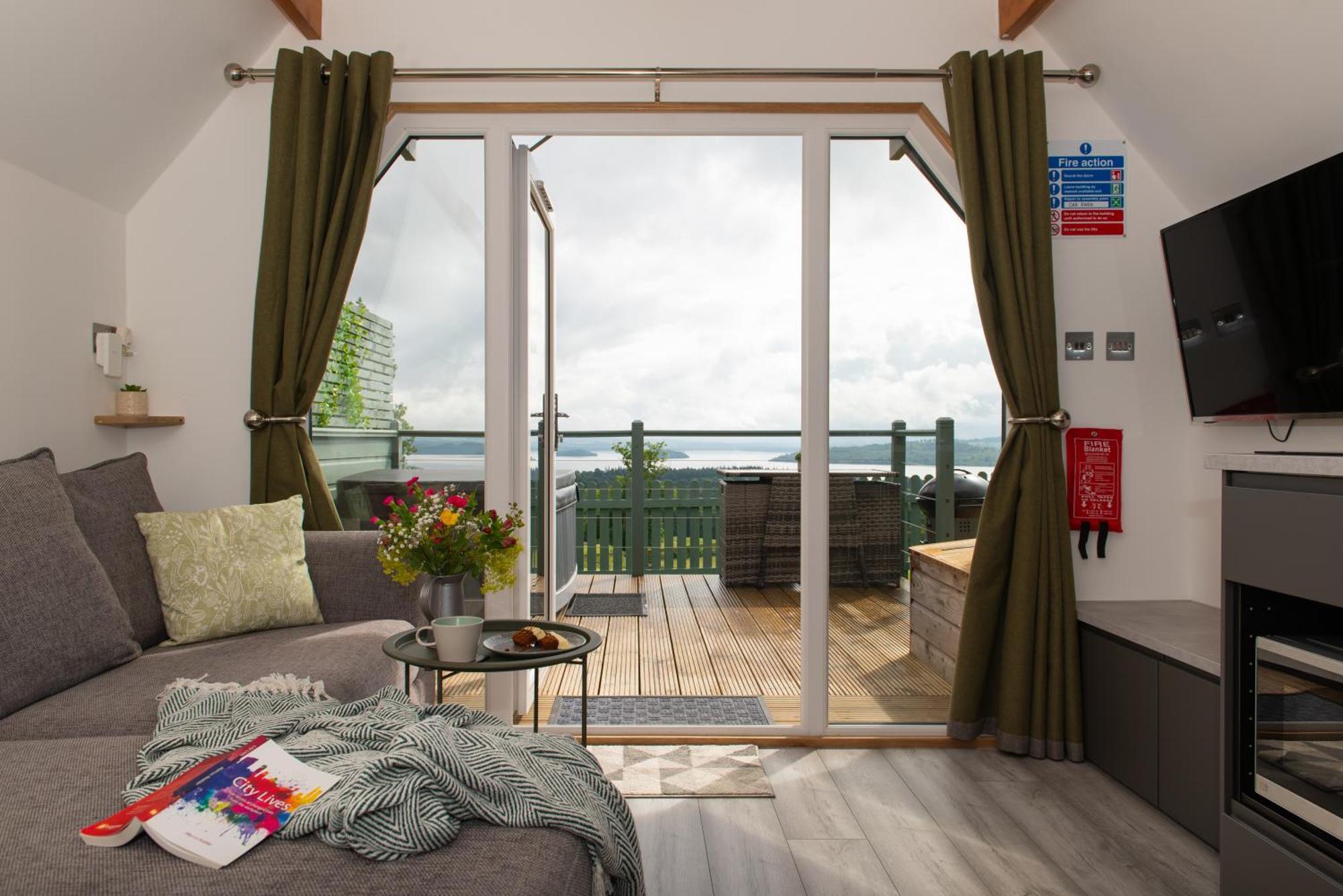 Bonnie Barns - Adults Only Luxury Lodges With Hot Tubs Luss Eksteriør bilde